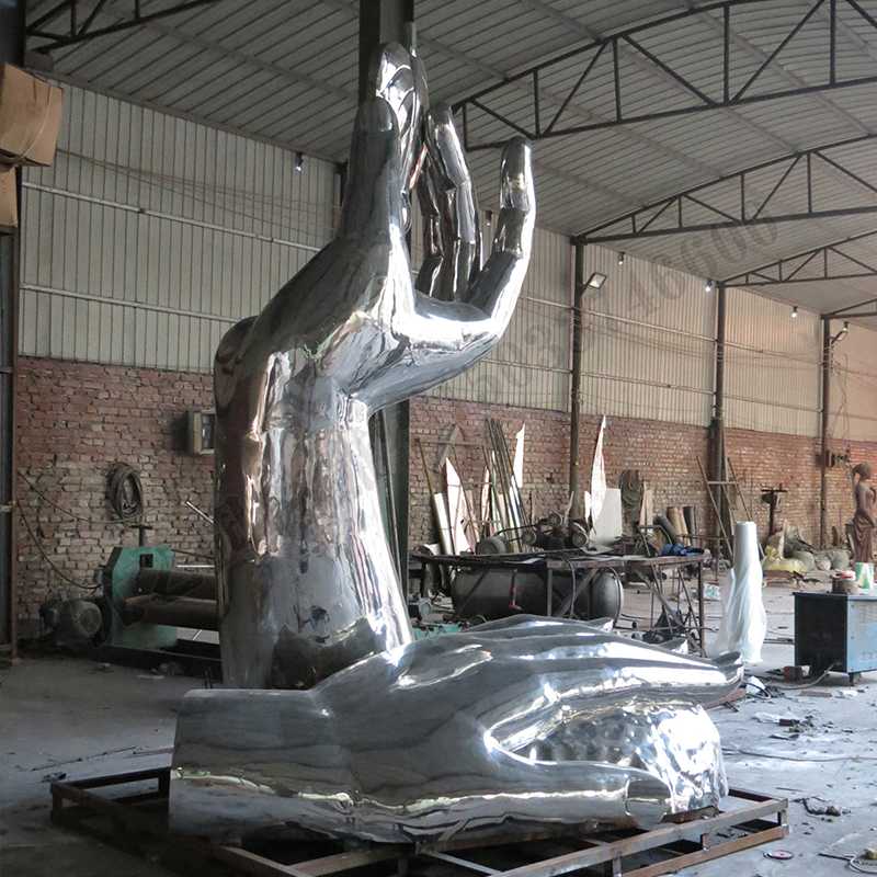 手托水滴雕塑，不銹鋼手托水滴雕塑，手托水滴景觀雕塑